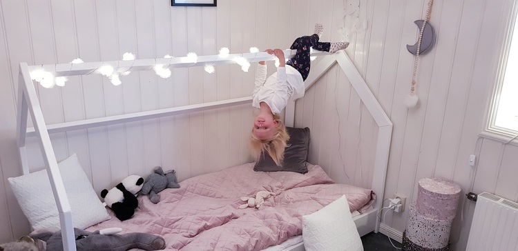 Hvid husseng 90x190 til børneværelset - Billede 3