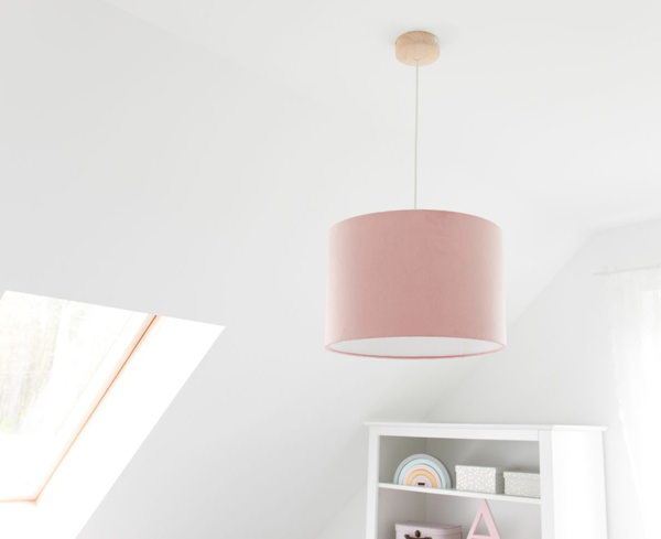 Lamps&Company, Rosa fløjl loftlampe til børneværelset