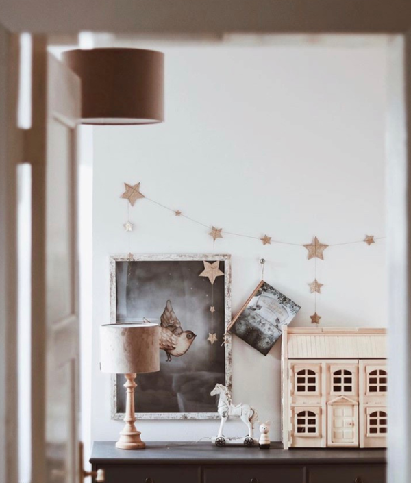 Lamps&Company, Brun fløjl loftlampe til børneværelset