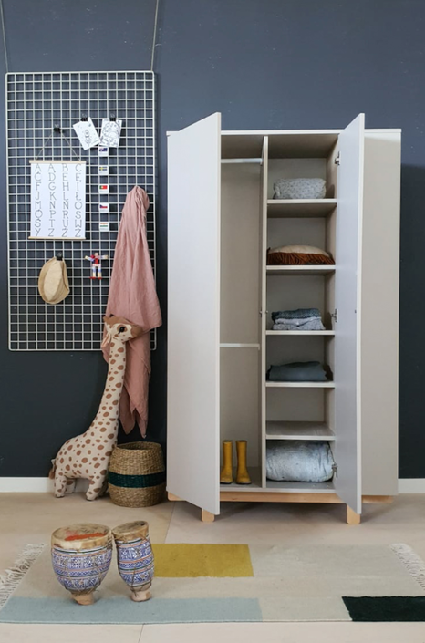 Woodluck, garderobeskab med bogreol, BASIC