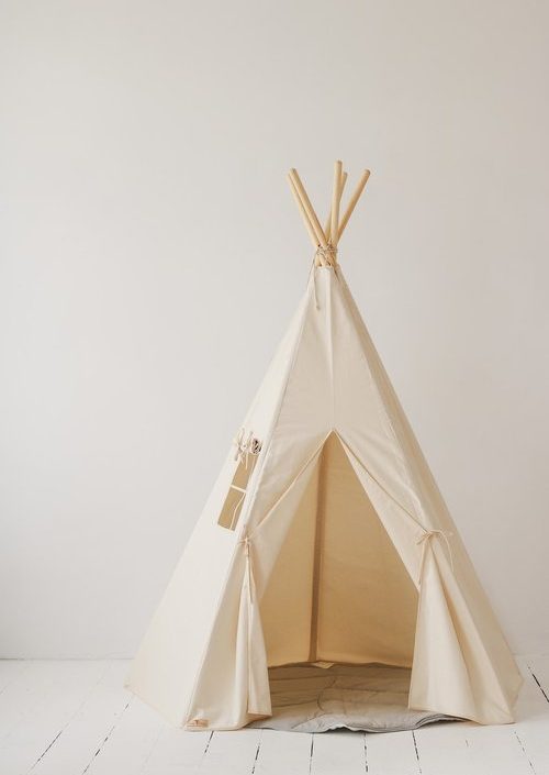 Moi Mili, tipitelt beige
