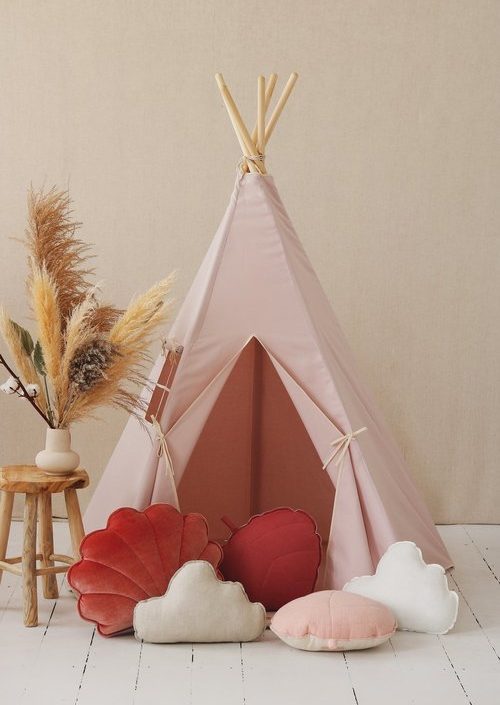 Moi Mili, tipi telt pink