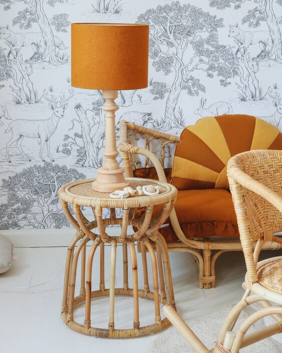 Lamps&Company, Bordlampe til børneværelset, mustard linned