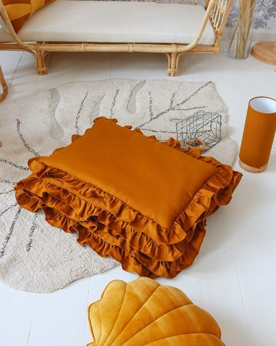 Lamps&Company, Mustard linned sengetøj 100x135 cm med fyld, kravleseng