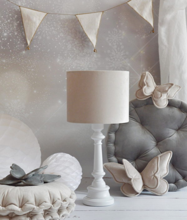 Lamps&Company, Bordlampe til børneværelset, beige fløjl