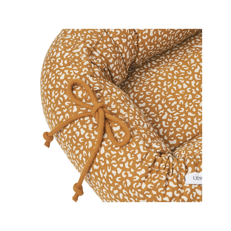 Liewood, babylift babynest Mini leo golden caramel - Billede 4