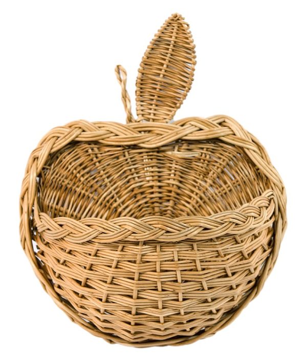 Lilu, naturlig vægkurv i rattan Apple