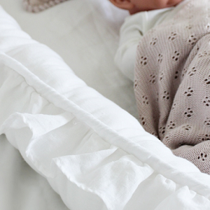 Cotton & Sweets, hvid babynest i 100 % linned