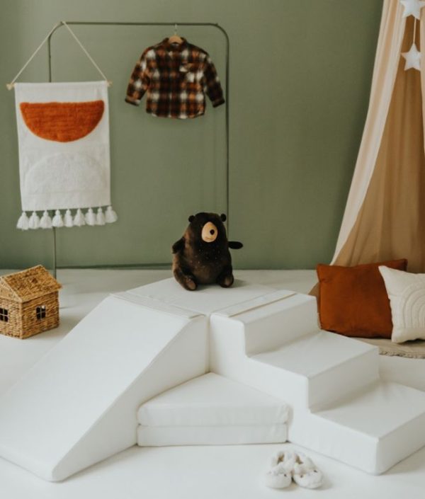 Babylove, Byggbar hvid rutsjebane