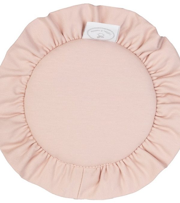 Rosa rund tæppe med flæse til dukkehuset, Cotton&Sweets