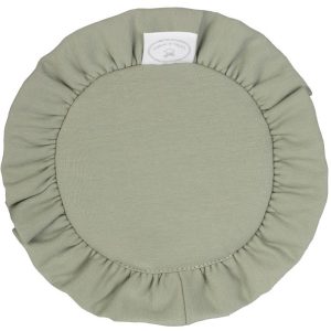 Desert green rund måtte med volang til dukkehuset, Cotton&Sweets