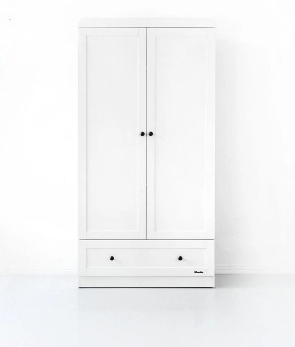 Klassisk garderobe, hvid