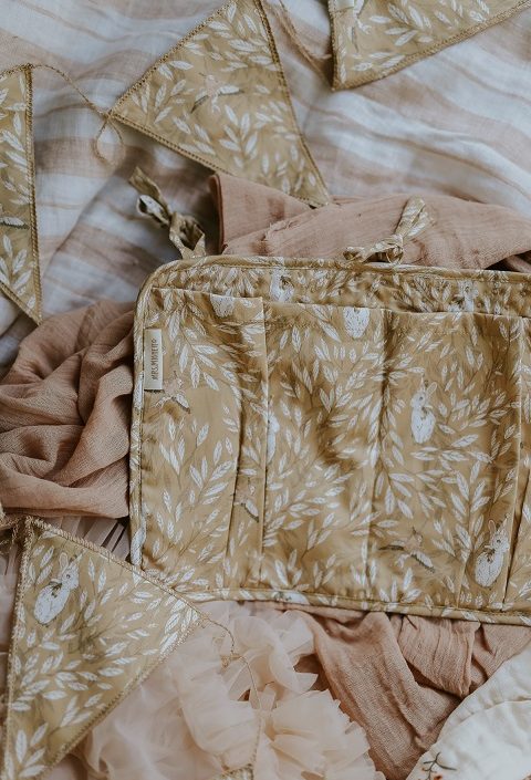 Mrs Mighetto, sengeklap Misty Leaf Yellow