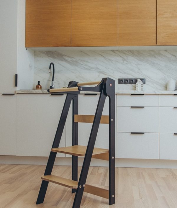 Duck Woodworks, Foldbar hjælpetaburet, sort/natur