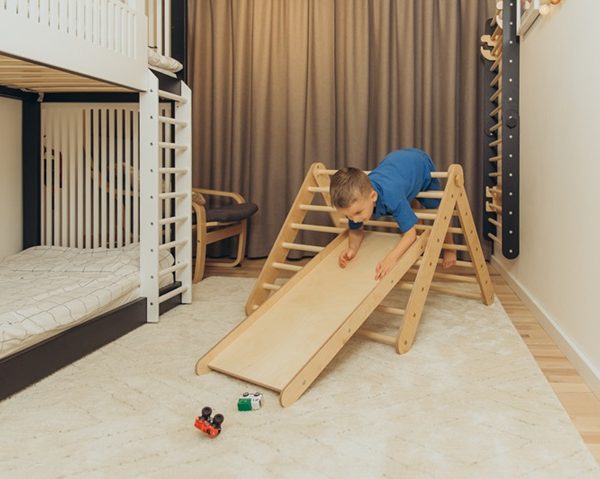 Duck Woodworks, Klatretrekant med rutsjebane, natur