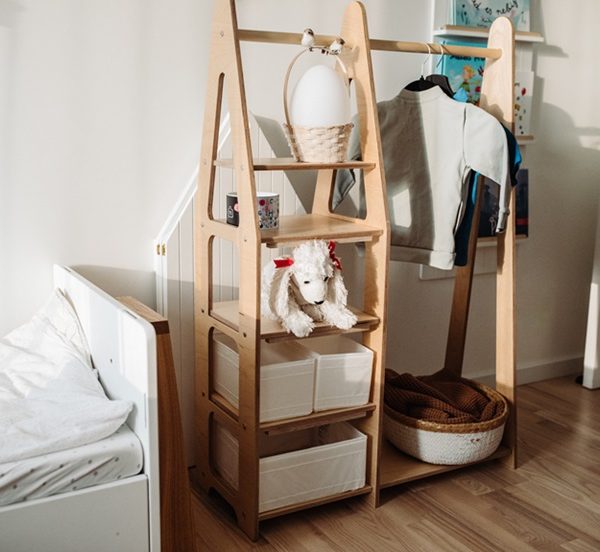 Duck Woodworks, garderobe tøjstang med hylder, natur