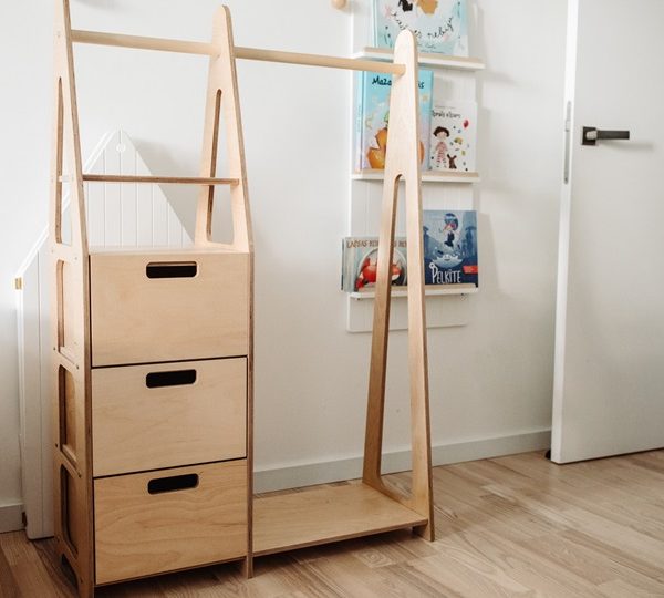 Duck Woodworks, garderobe tøjstang med skuffer, natur