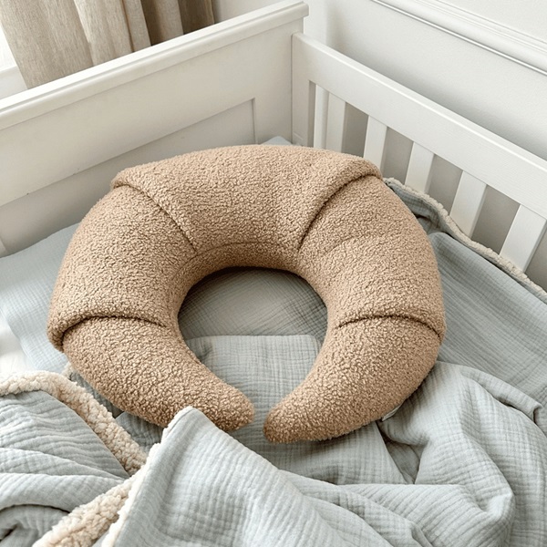 Cotton & Sweets, amningspude boucle Croissant, chocolate