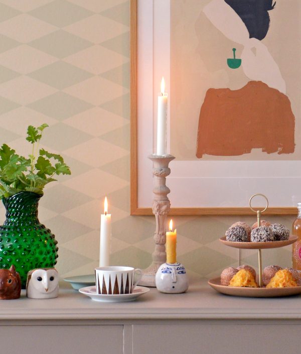 Majvillan, tapet til børneværelset Copenhagen, beige green