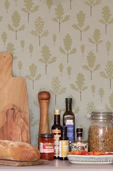 Majvillan, tapet til børneværelset Oak, greige blue - Billede 3