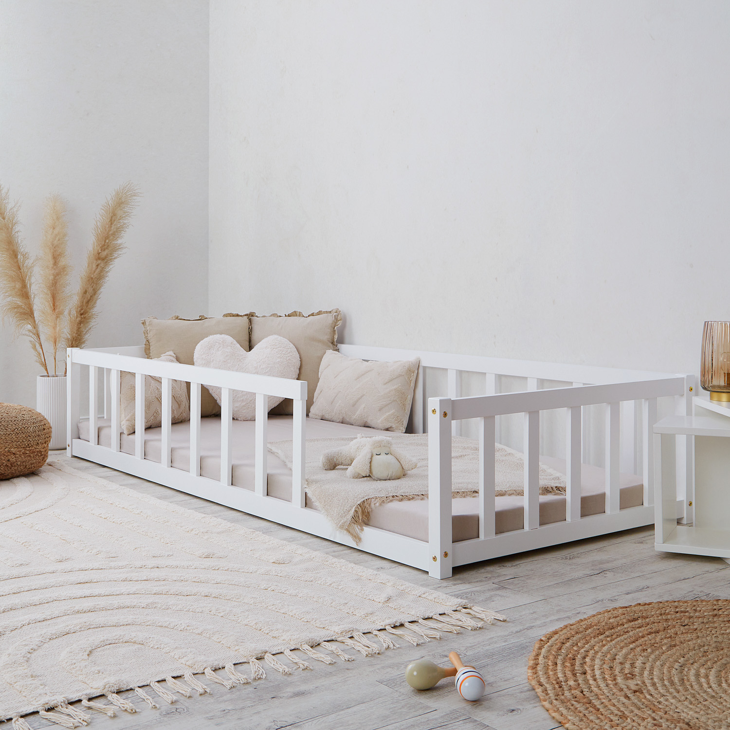 Montessori hvid børneseng med beskyttelseskanter, 90x200 cm - Billede 2