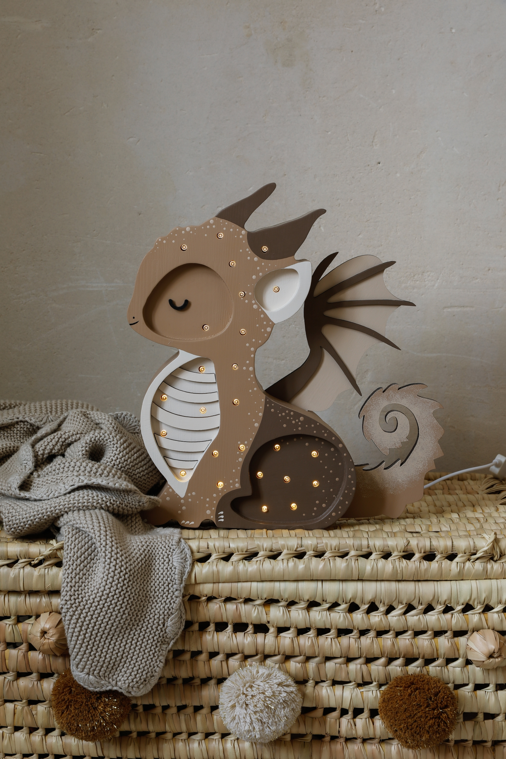 Little Lights, Natlampe til børneværelset, Dragon Lamp, Tiramissu Brown - Billede 5