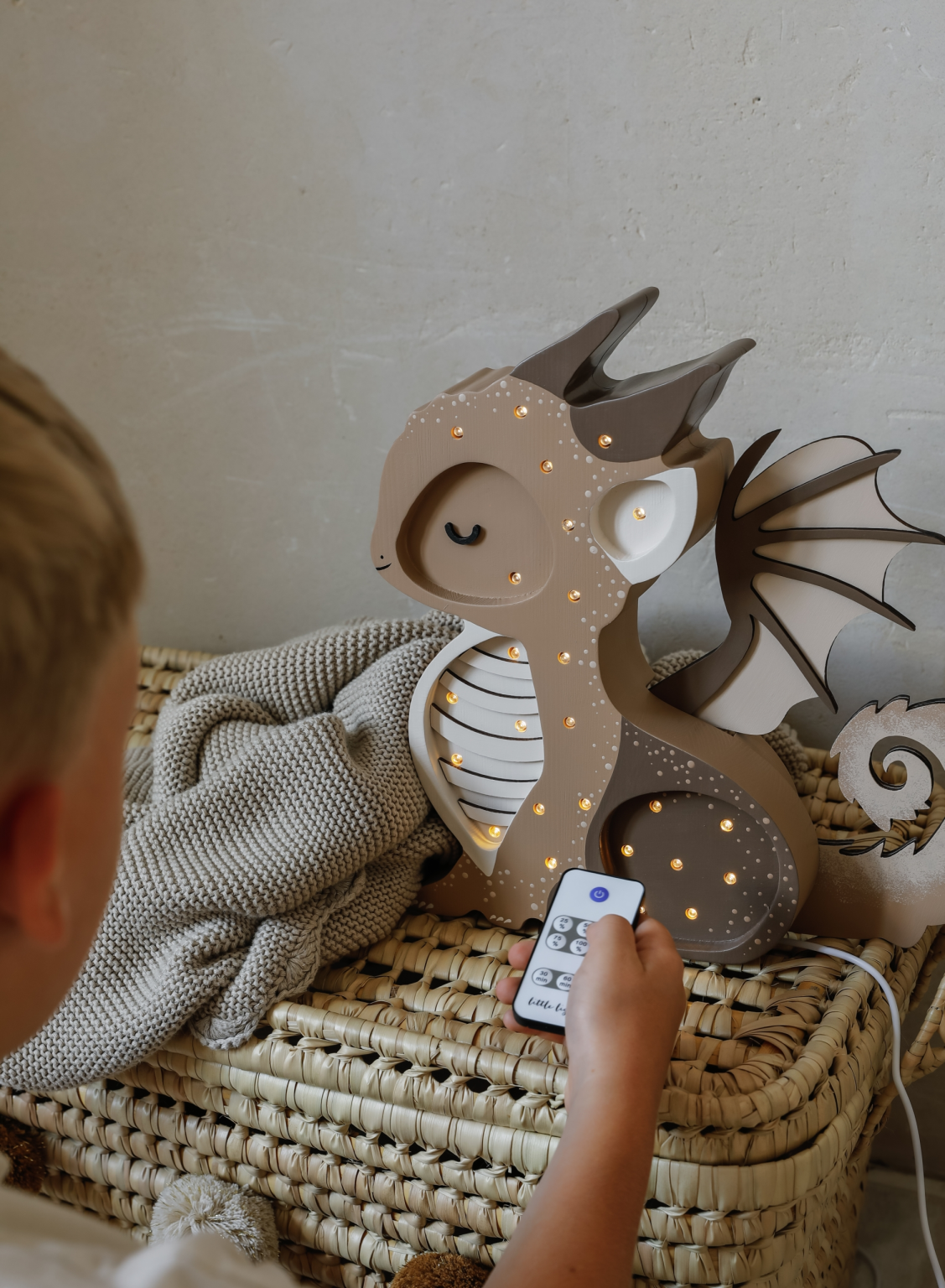 Little Lights, Natlampe til børneværelset, Dragon Lamp, Tiramissu Brown - Billede 2